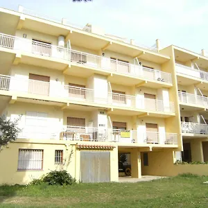 https://apartamentos-riells-de-mar.catalonia-hotels.com